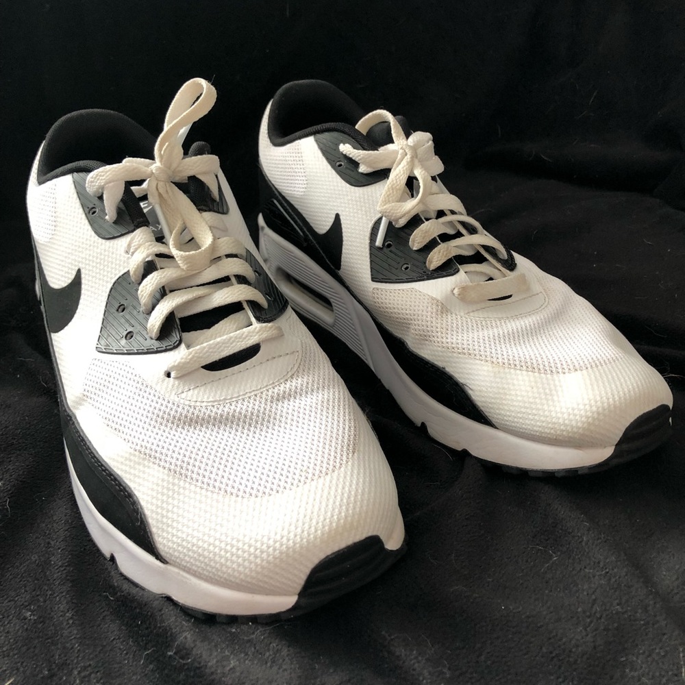 Nike AirMax 90 size:10.5 US